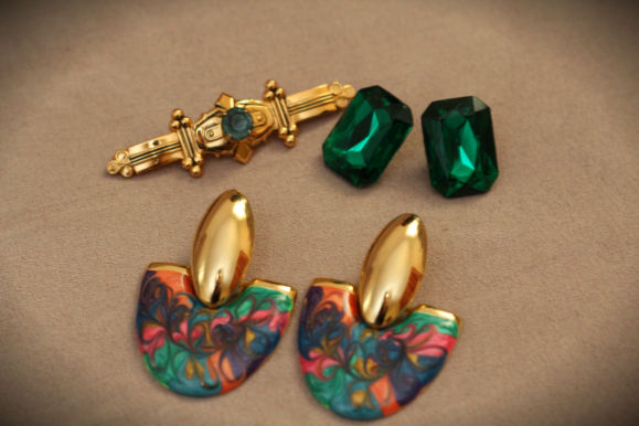 Thrift accessories- April 2012