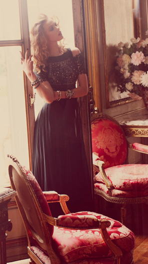 Temperly-London-Black-Gown